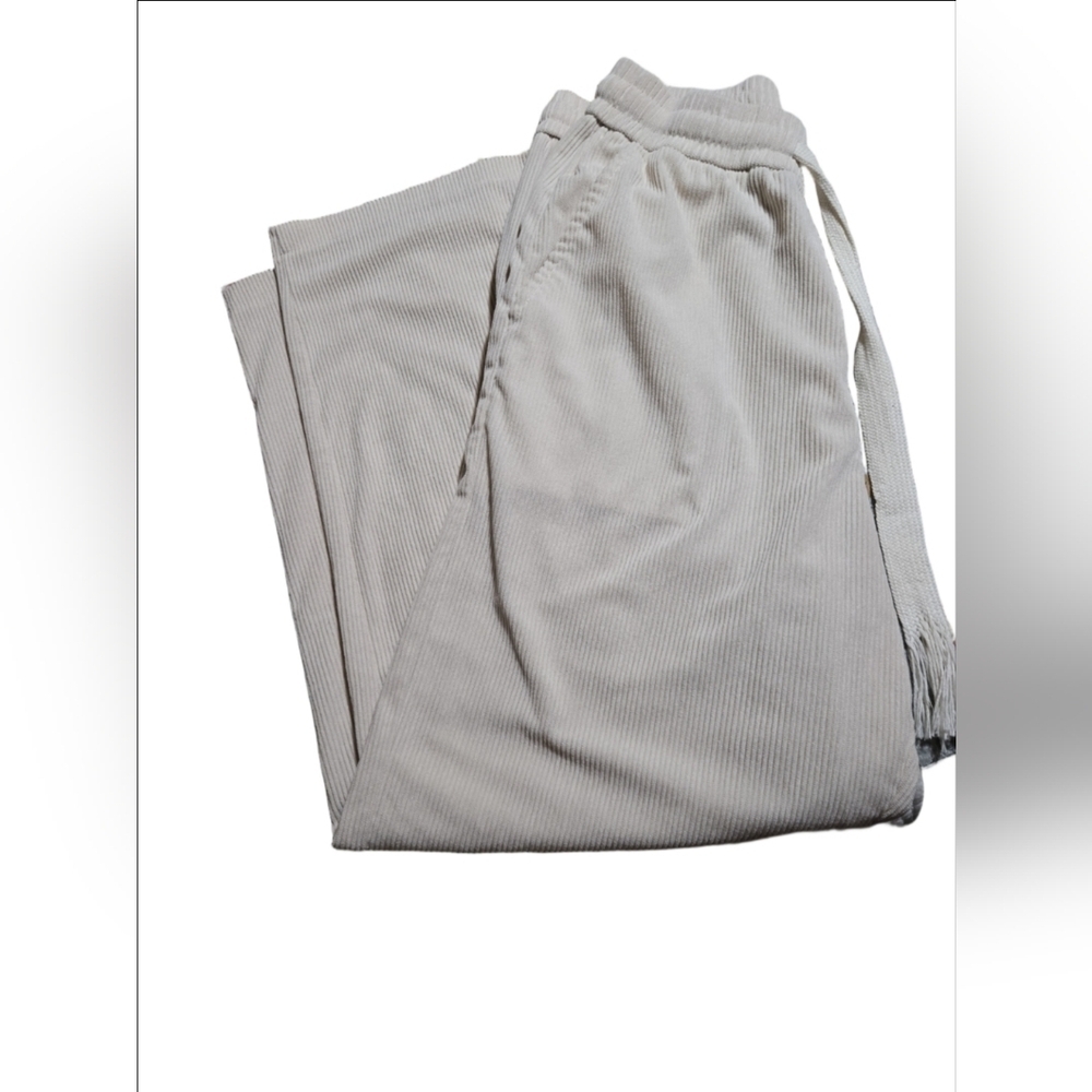 Womens Stylish cream Corduroy pants perfect for any occasion. Comfy Soft Large - Picture 2 of 5